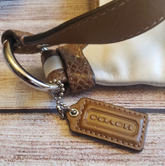 Coach Penelope Cross body - Picture 4 of 7